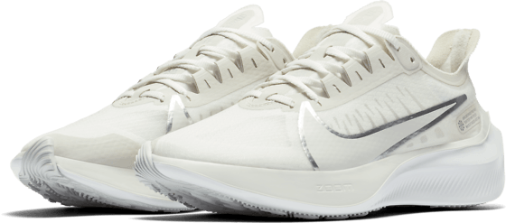 NIKE WMNS NIKE ZOOM GRAVITY pÃ¥ stadium.se